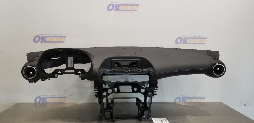 16 MERCEDES BENZ AMG GT-S C190 DASH PANEL DASHBOARD ASSEMBLY BLACK