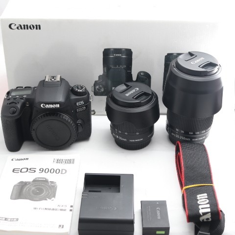Canon EOS 9000D Double Zoom Kit
