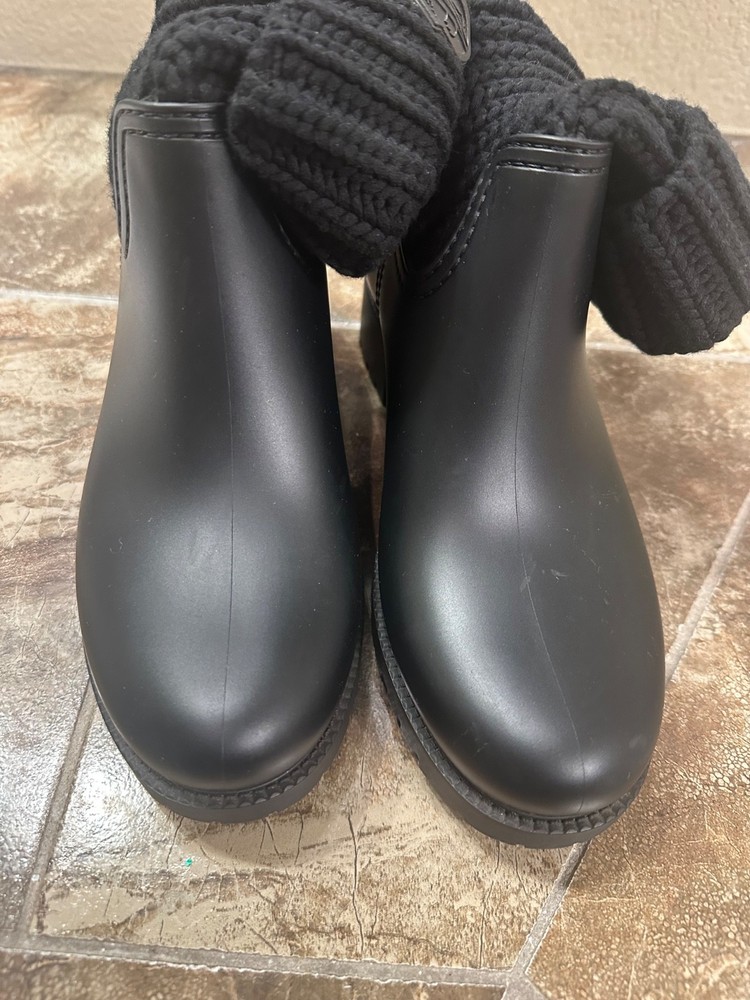 Moncler Ginette Black Boots 38 EUC