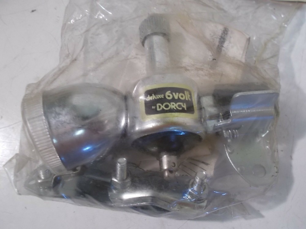 NIB Vintage Dorcy Deluxe 6 Volt Generator & Light