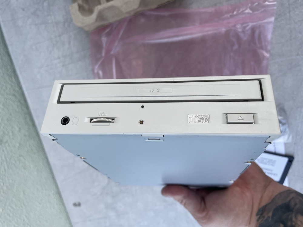 EPO 54X CD Rom Drive Supports Multi Read Function Version 1.32 2002 NEW OPENED