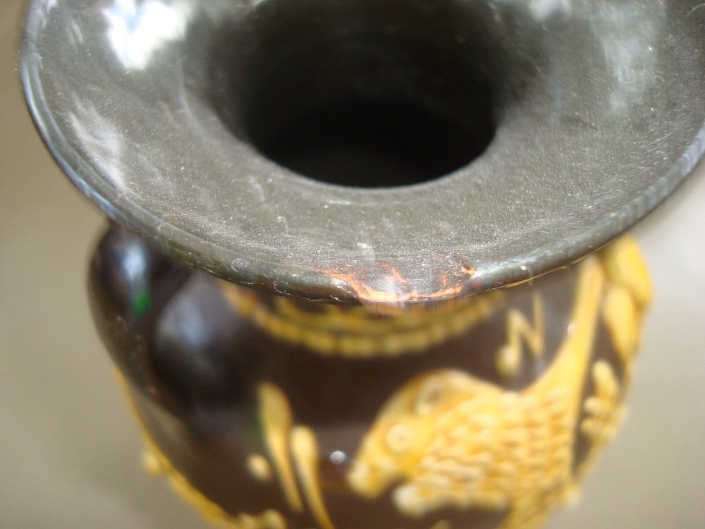 3 VINTAGE DECORATIVE VASES