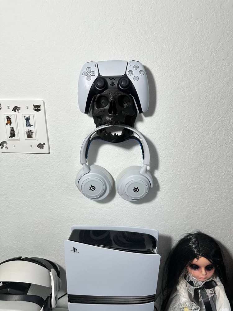 Skull PS5 Controller Wall Mount Holder Stand Gaming Decor Headset Hook