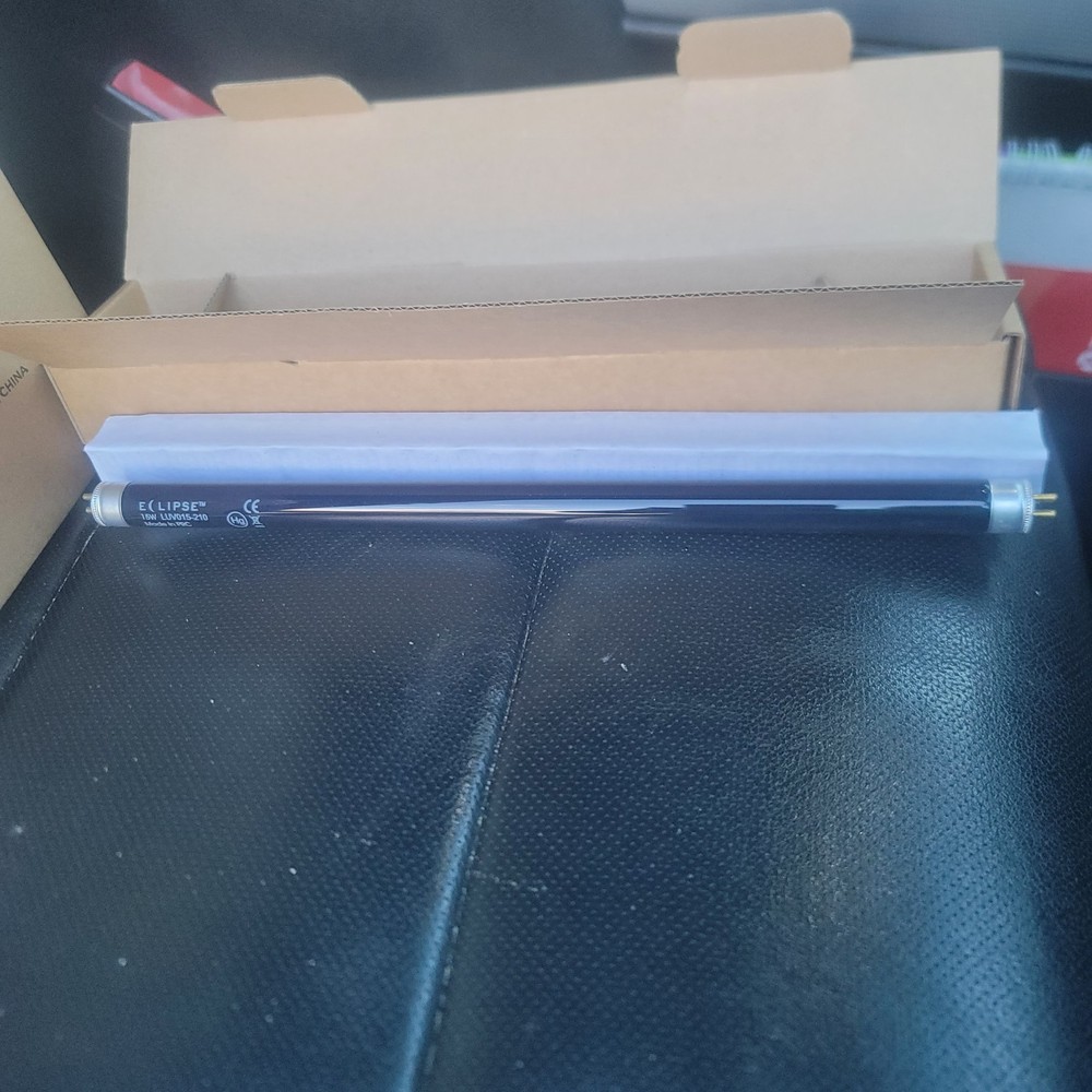 Vector Eclipse 15 Watt Replacement Fly Light Bulb 20-2019 ( 2 Pack) 12 Inch Long