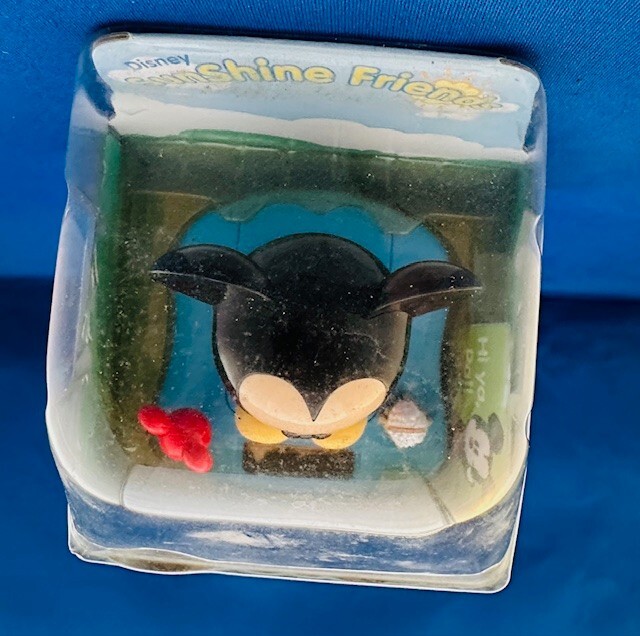 Mickey Mouse Solar Powered Bobblehead- Sunshine Friends