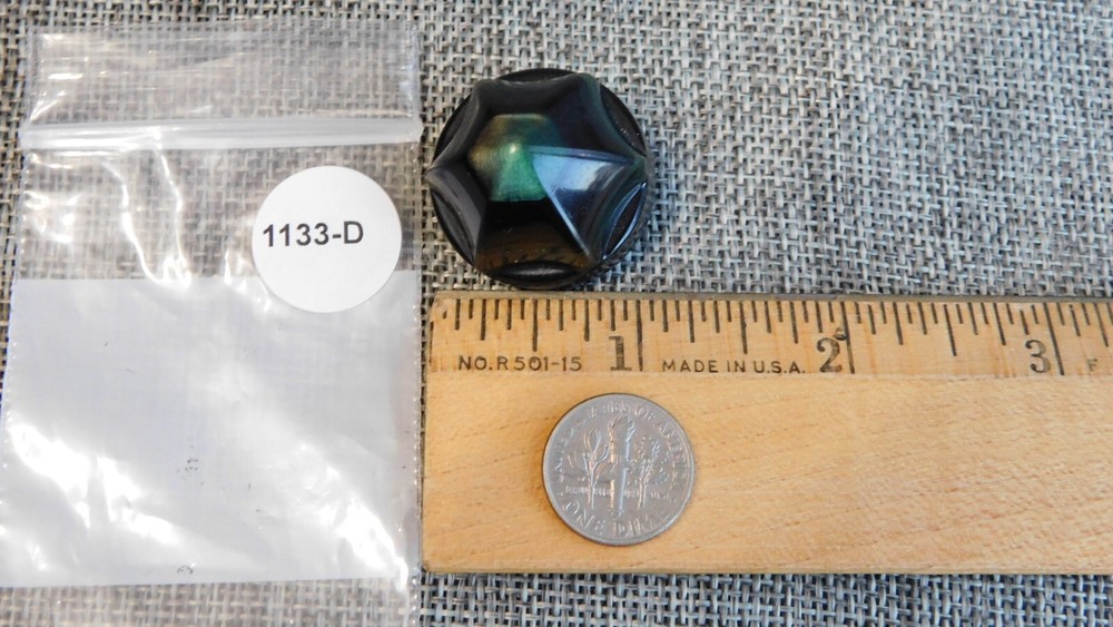 Antique Vtg Celluloid Button ~Aprx: 1-1/8 #1133-D