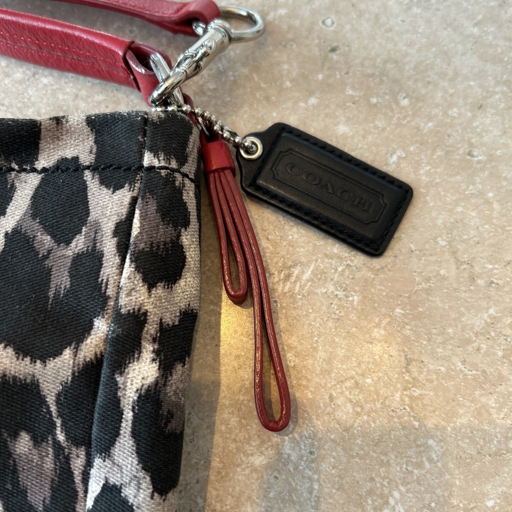 Coach Purse Red chia print