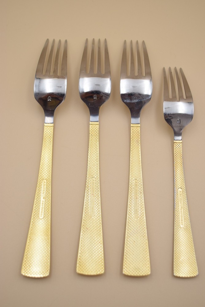 Argent Orfevres 14pc Flatware Gold Tone Dotted