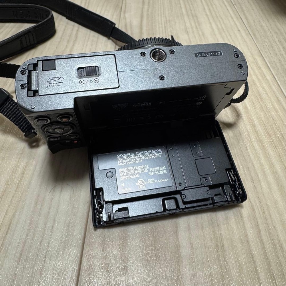 OLYMPUS PEN E-PL10 Mirrorless Camera Black Tested Used