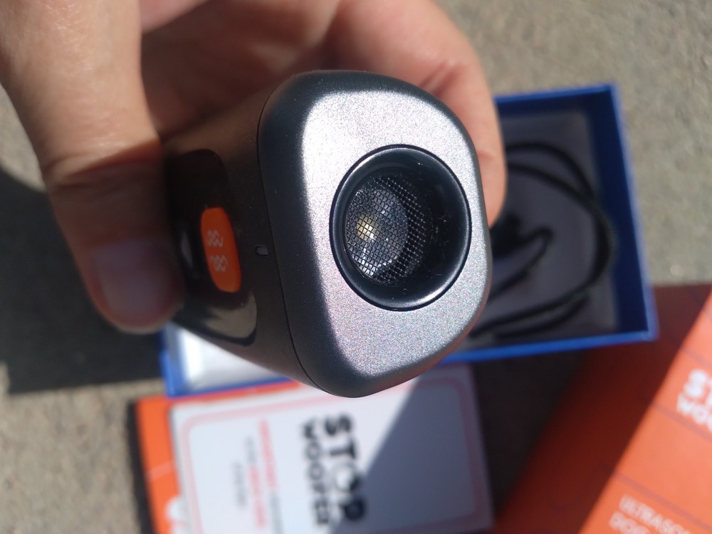 Stop Woofer Ultrasonic Dog Trainer