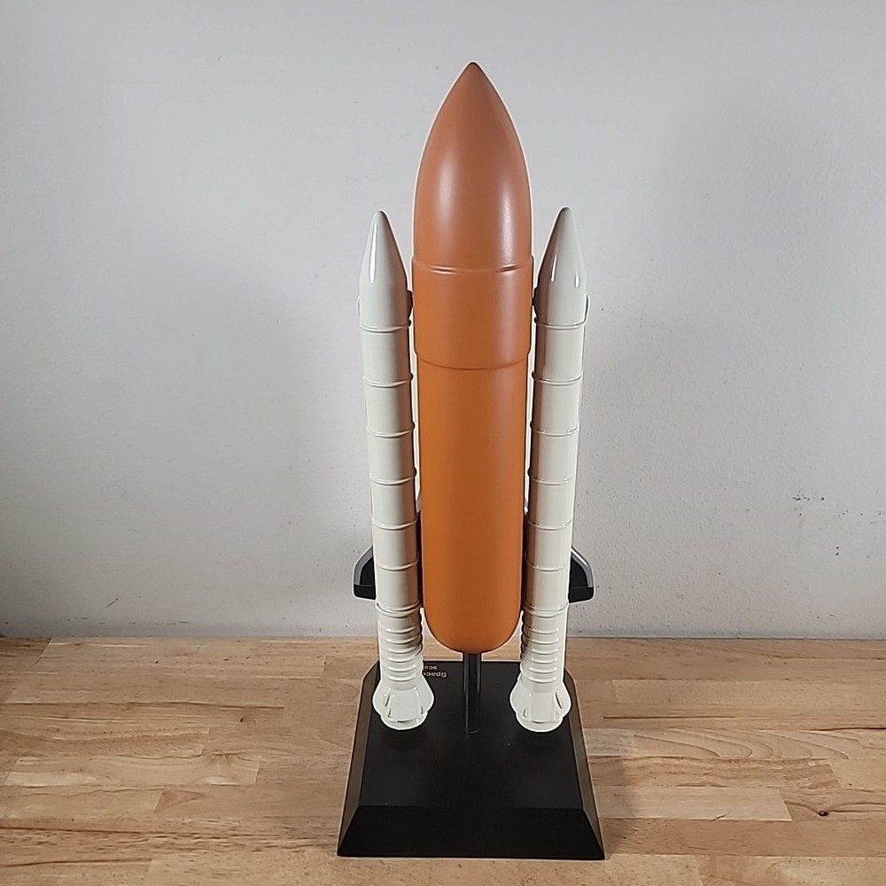 Nasa Atlantis Space Shuttle Orbiter Full Stack Desk Display 1/100 Scale