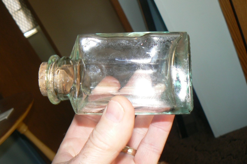 ONE OLD Triangle Glass Bottles w/ Corks 4.1/4" – LIME GREEN VERY NICE.