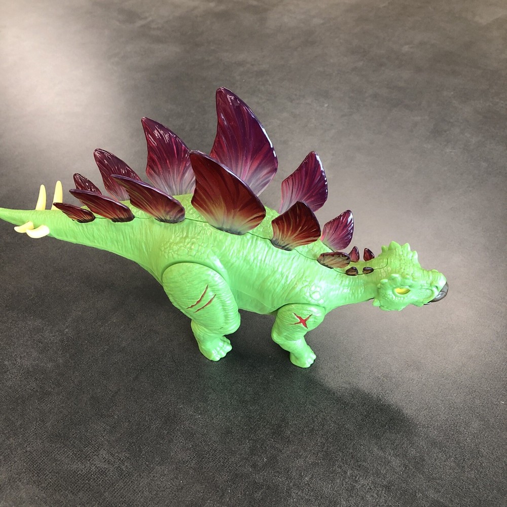 ROARING WALKING LIGHTS UP SPIKES GREEN STEGOSAURUS DINOSAUR