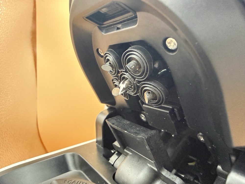 RARE Keurig K115 Stainless Brewer-Touchscreen - UNRELEASED MODEL Prototype?