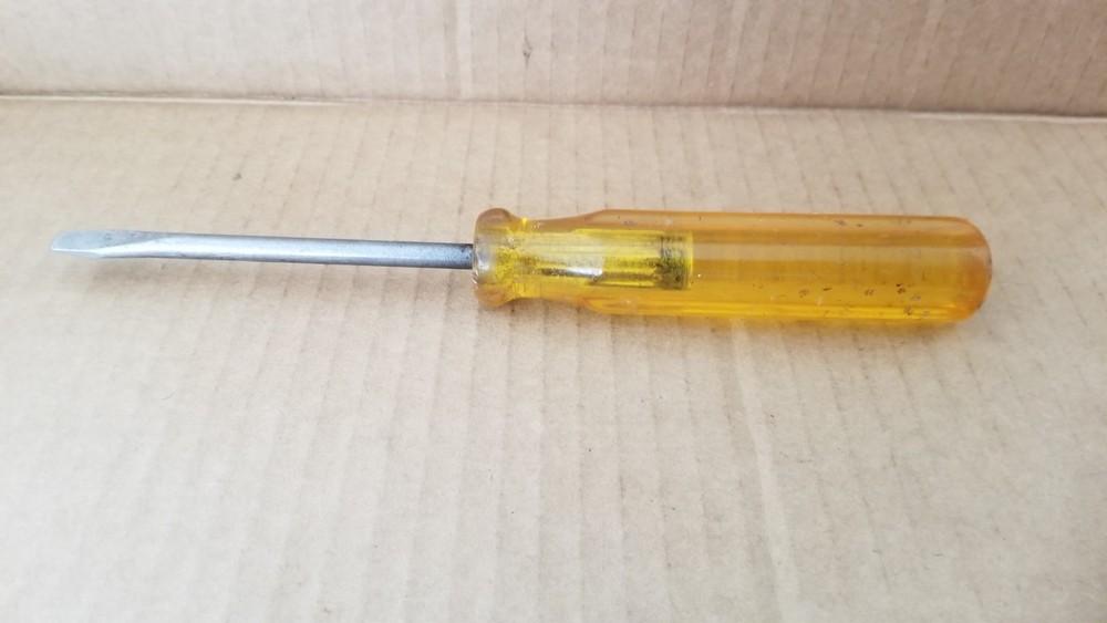 Vintage Yellow Handle Flat/Slotted Screwdriver VGC