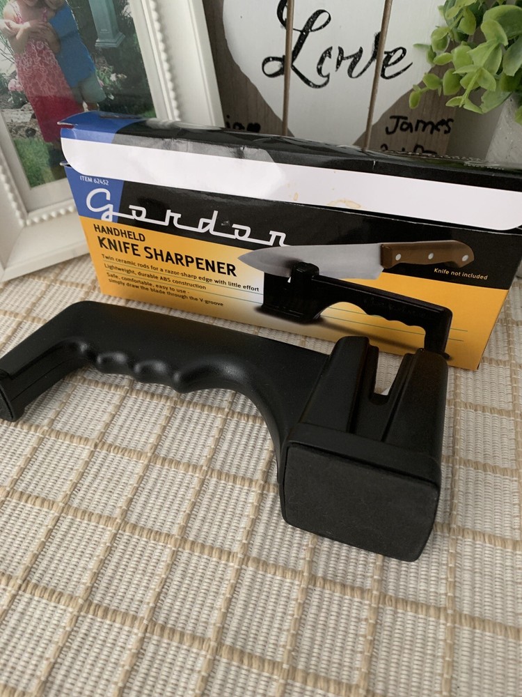 Gordon Hand Held Knife Sharpener V Groove Twin Ceramic Rods