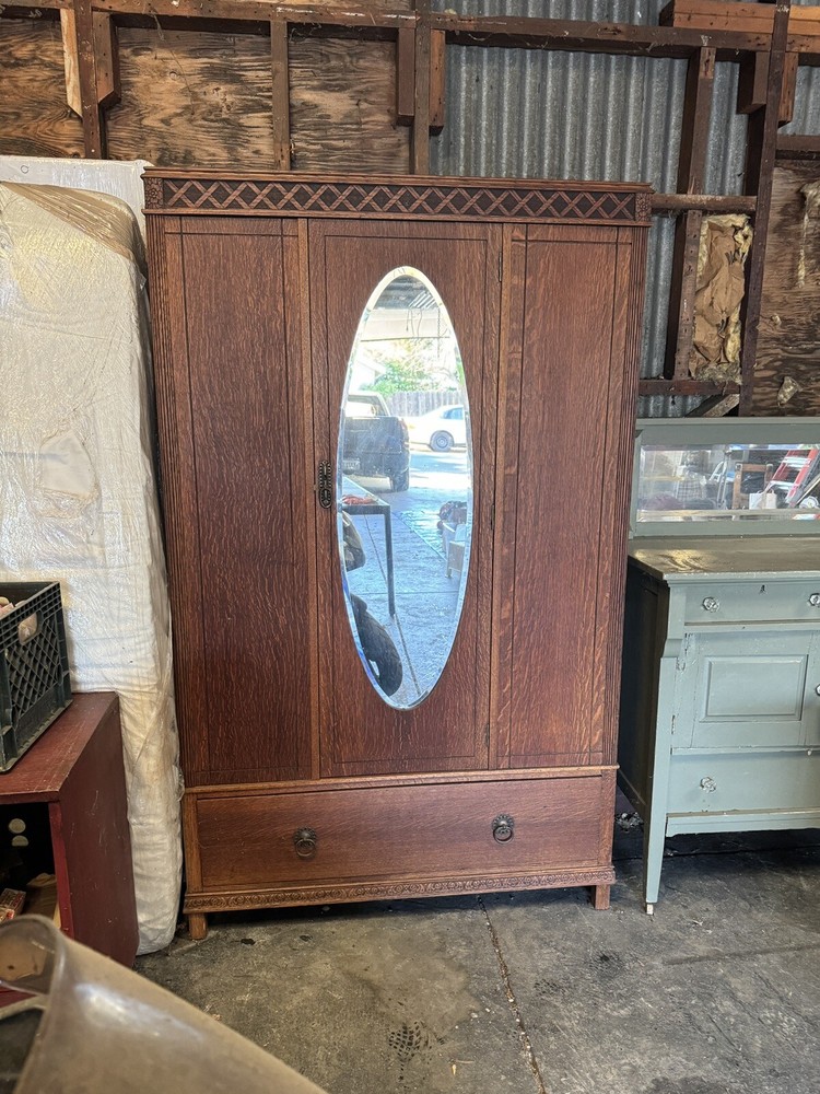 BEAUTIFUL Antique wardrobe