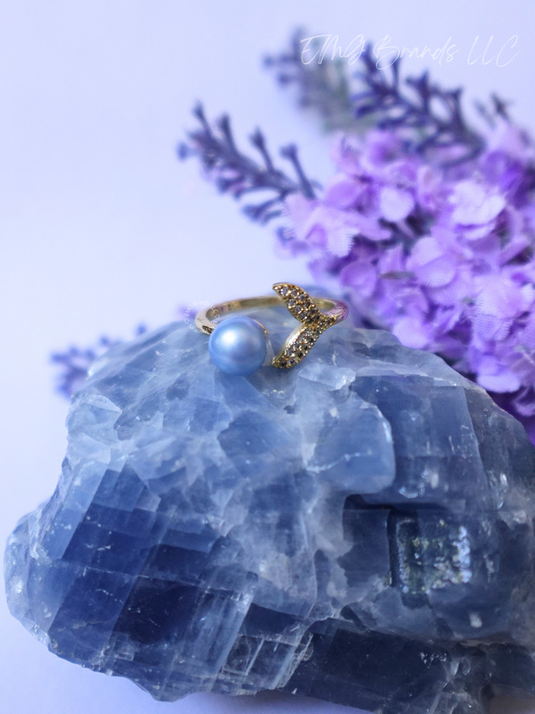 Sky Blue Pearl Fishtail Ring