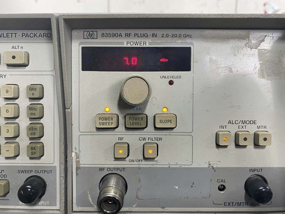 HP 8350B SWEEP OSCILLATOR M5948