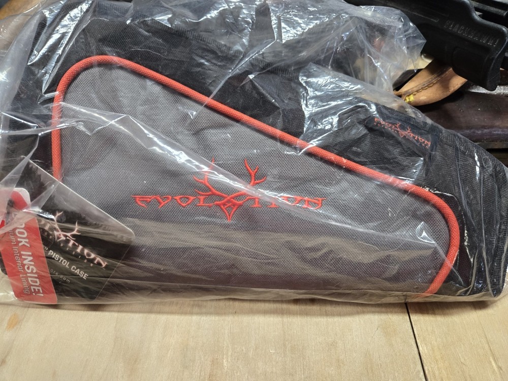 Evolution Deluxe Series Pistol Case For Handguns 12"