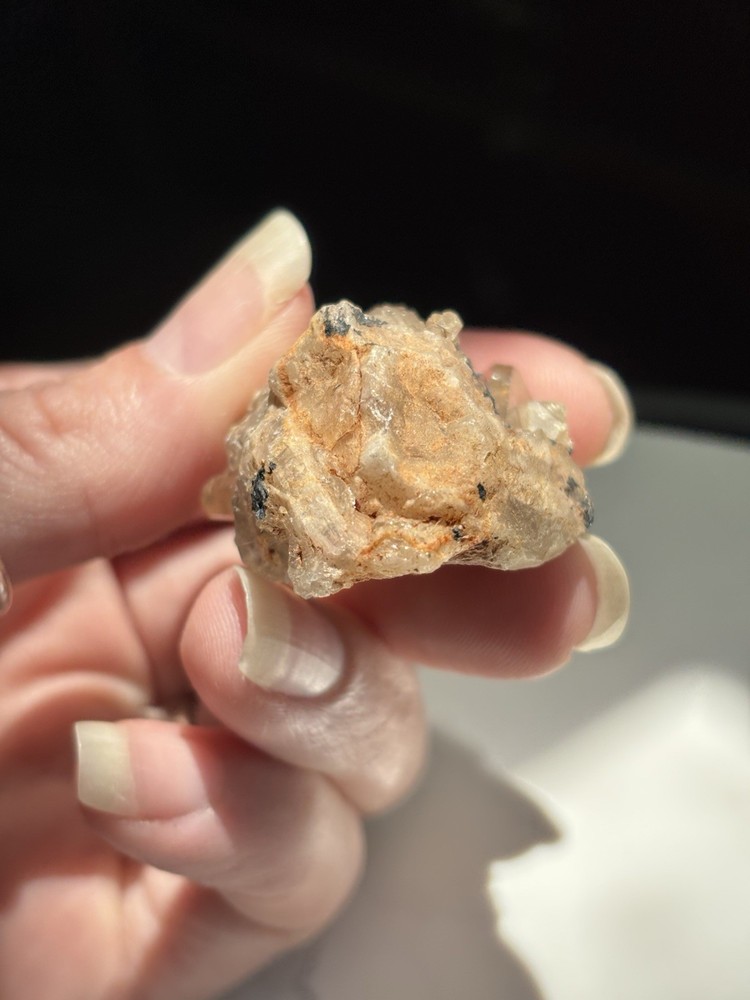 2" Pineapple Quartz 44 grams