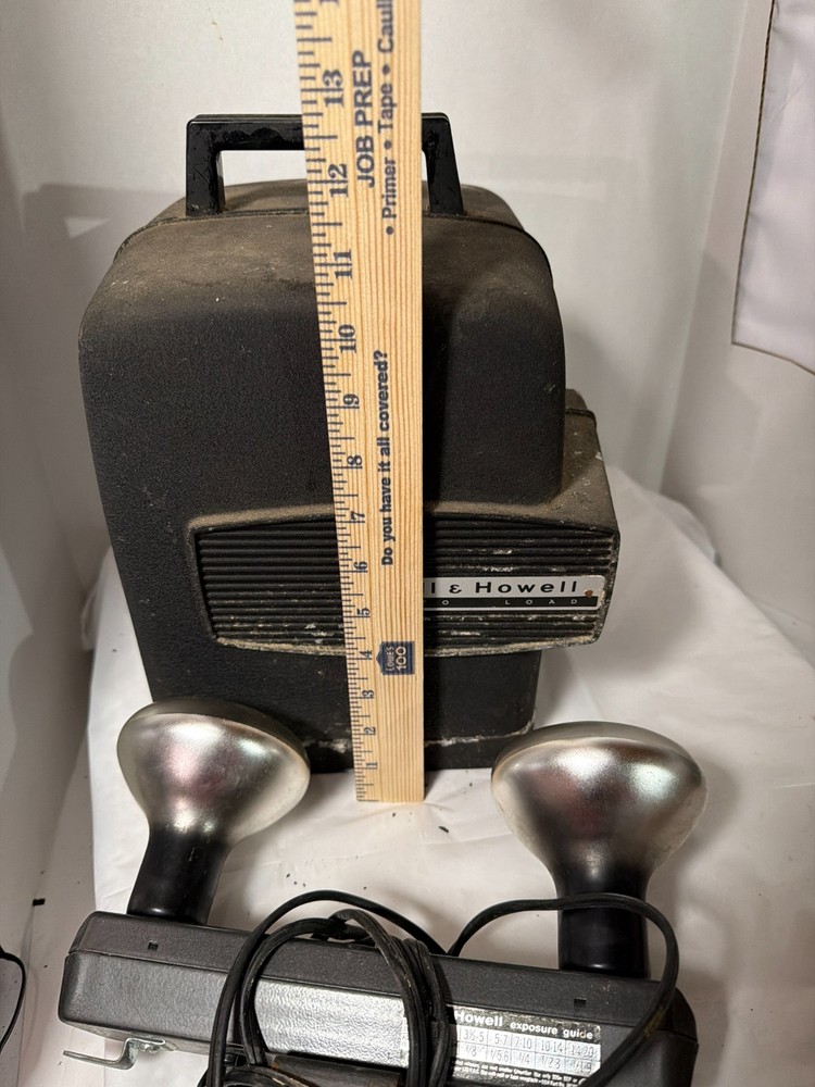 Bell Howell Autoload 16mm Projector – For Parts/Restore – As Is