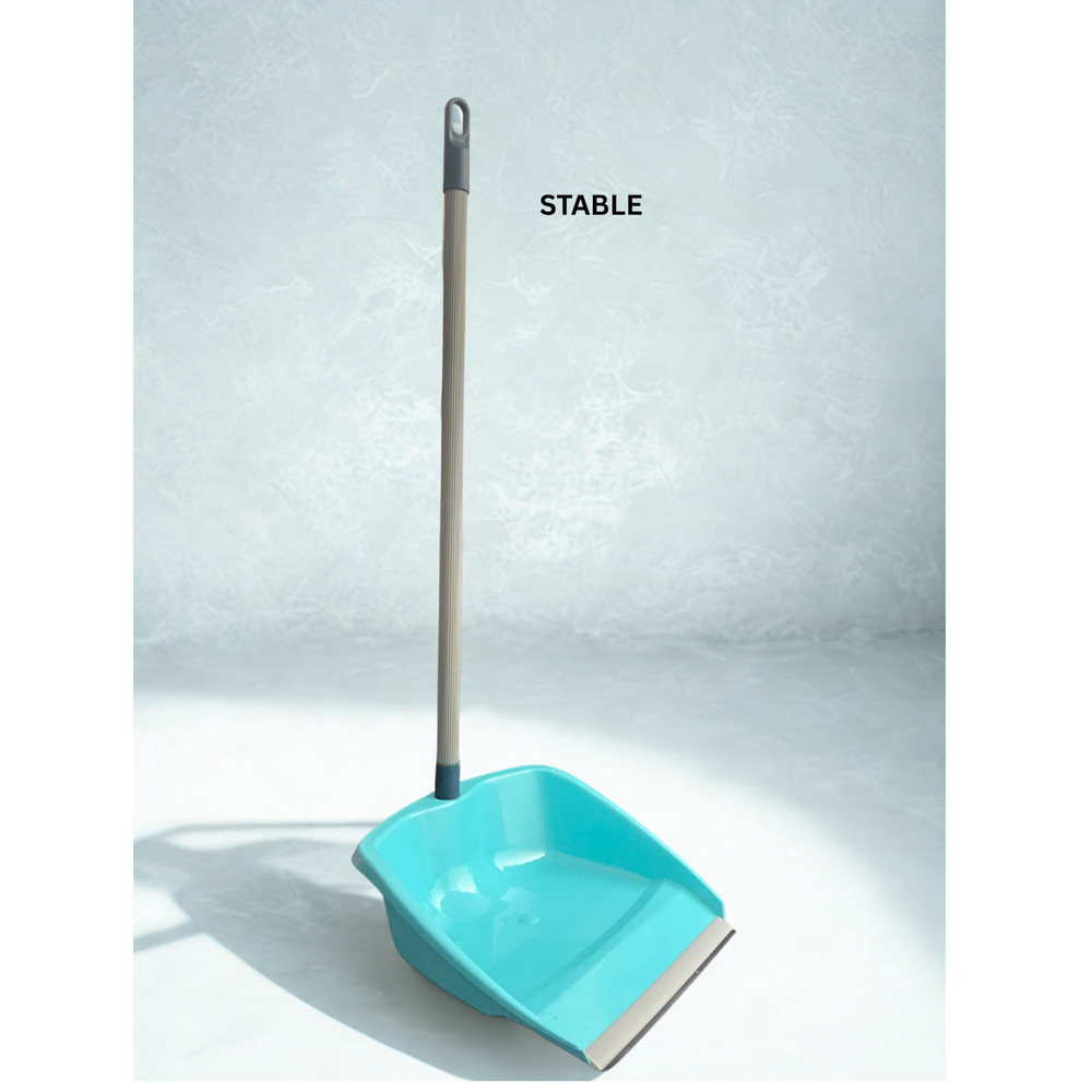 Long Handled Dust Pan