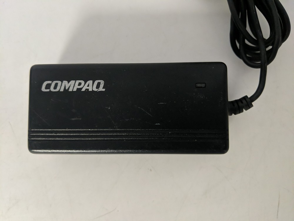 AC ADAPTER COMPAQ LE-9702A