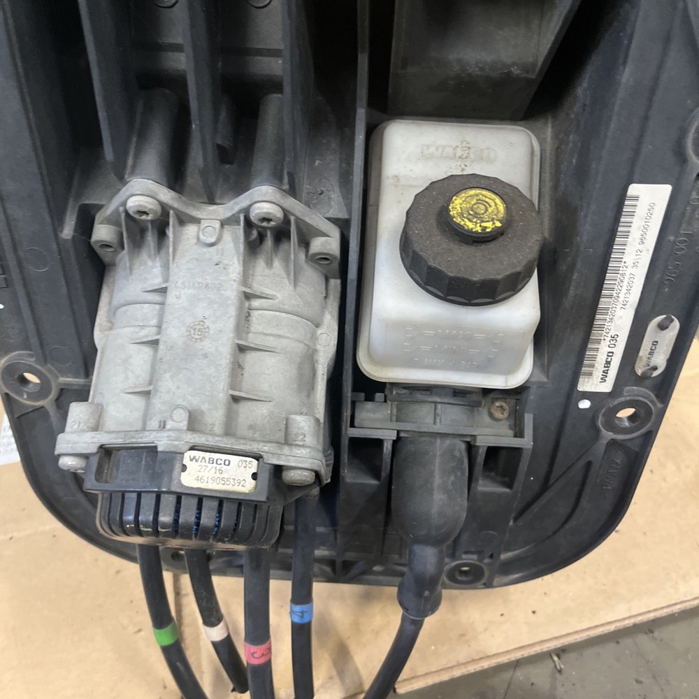 LF DAF 45/55 PEDAL BOX