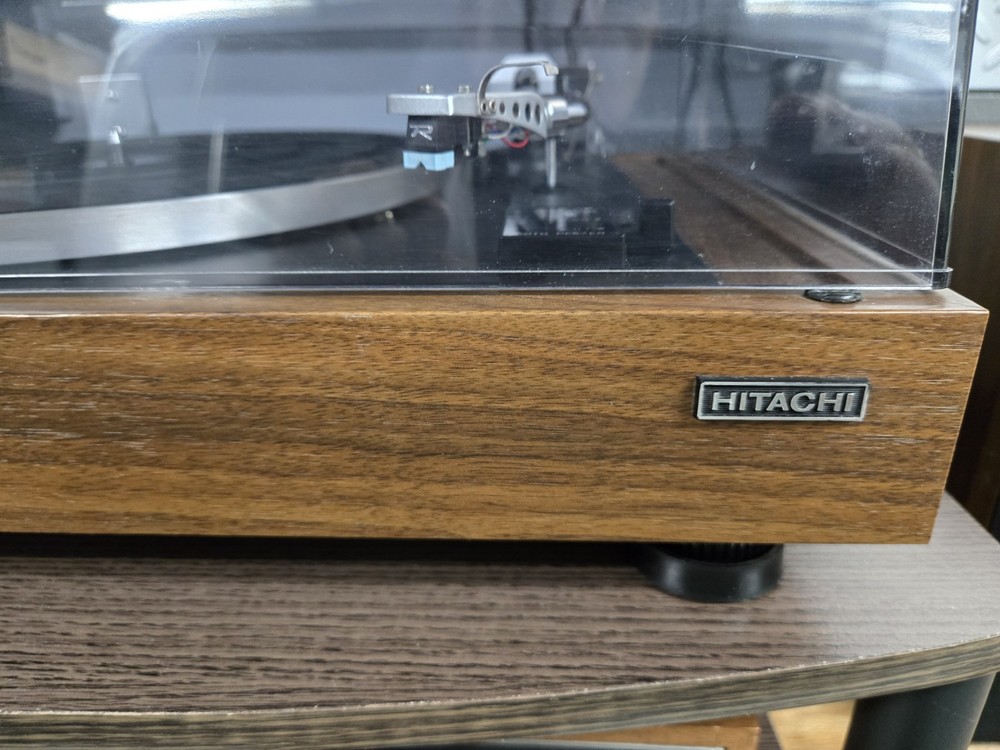 Hitachi PS-10 Automatic Turntable Record Player Near Mint!
