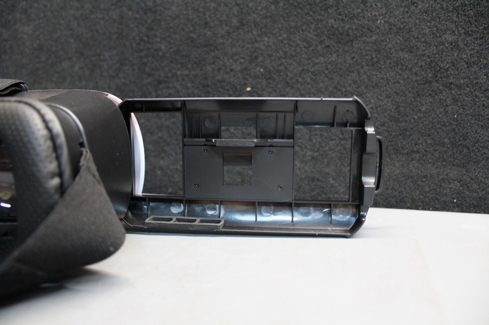 GABBA GOODS VIRTUAL R3DLITY HEADSET, 3D VIRTUAL REALITY