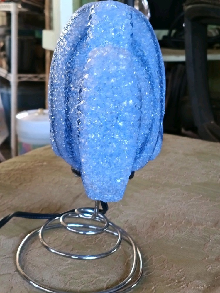 Vintage popcorn art blue fish lamp / nightlight