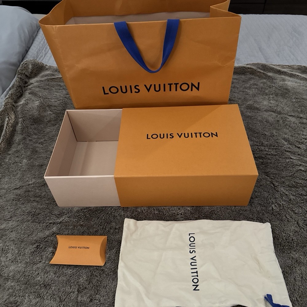 Authentic Louis Vuitton Large  Box and Bag Set 14.25 X 11 X 5.75