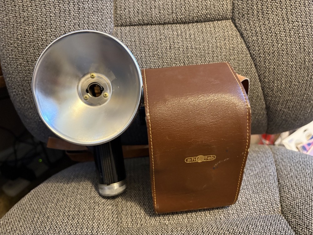 Vintage Pho-Tak Reflex II Camera With Case with Flash