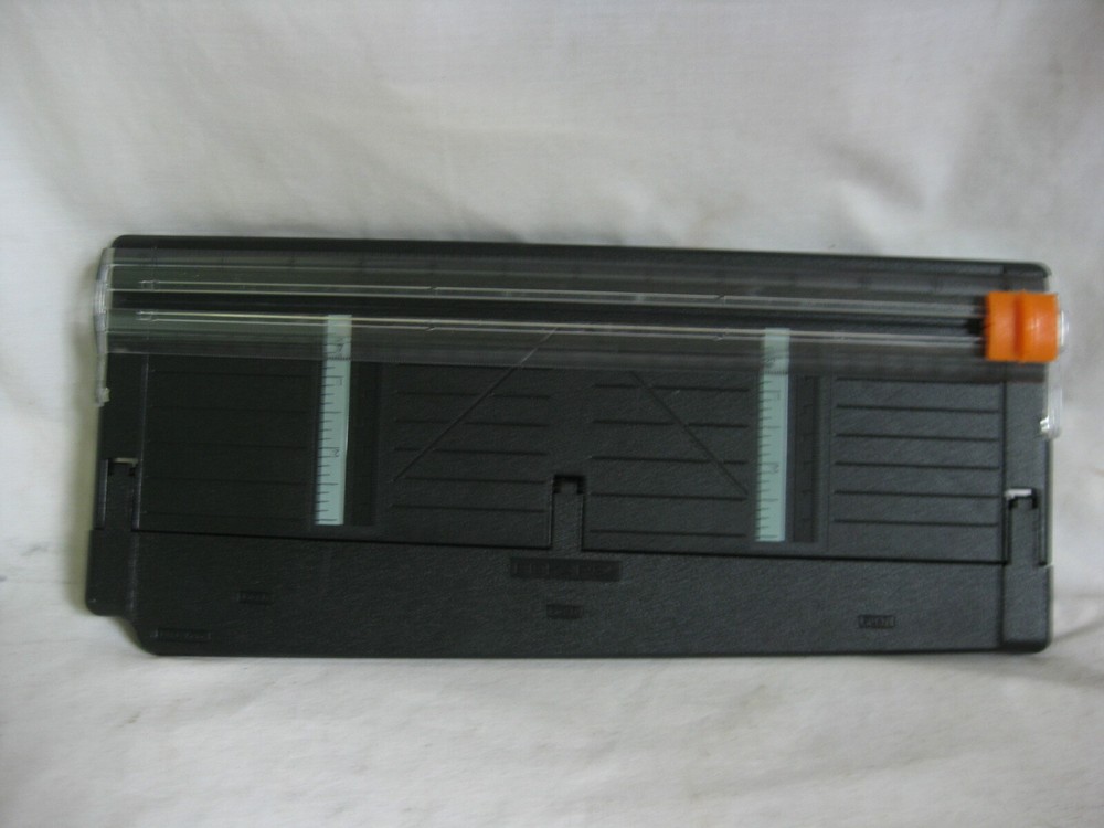 Fiskars cutting board cut ruler measurement measuring project craft drafting