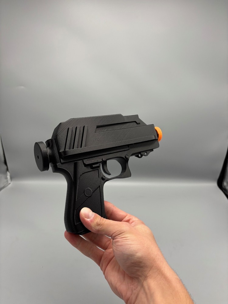 Star Wars DC-17 Clone Wars Clone Trooper Blaster Replica Prop 3D Printed Cosplay