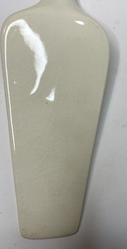 Harker Needlepoint Pottery Pie Cake Server Rare piece