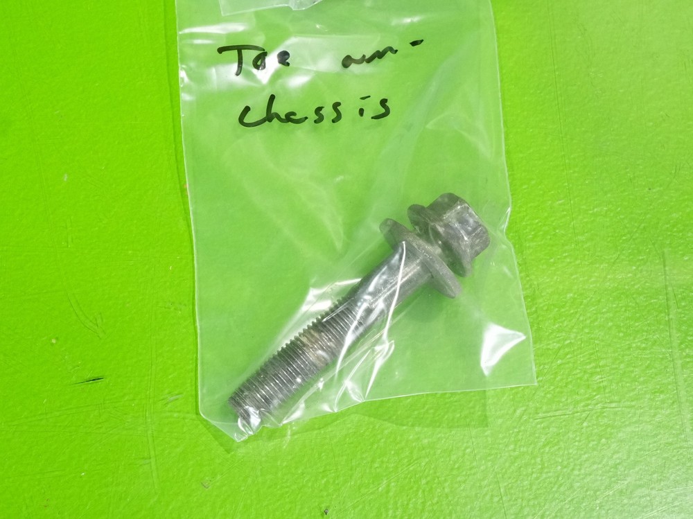 90-93 Integra OEM rear back trailing toe arm - frame mount bolt