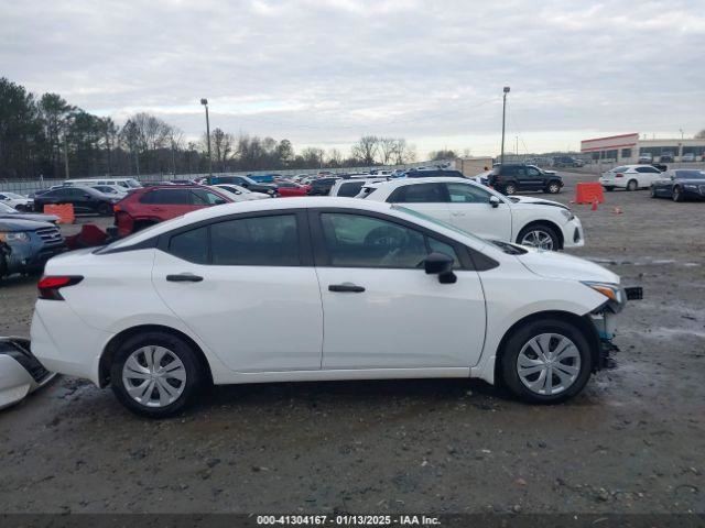 Console Front Floor CVT Fits 20-25 VERSA 4600395