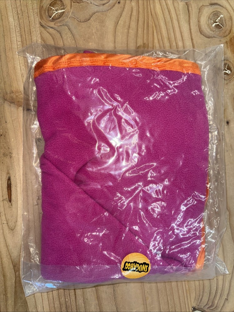 Snugaboo Pink Daisy Wearable Blanket
