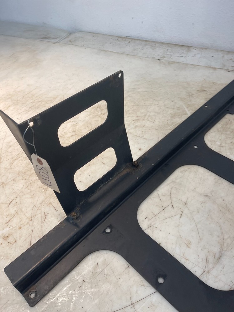 Case IH Patriot 3230 Sprayer Air Cleaner Mount Bracket