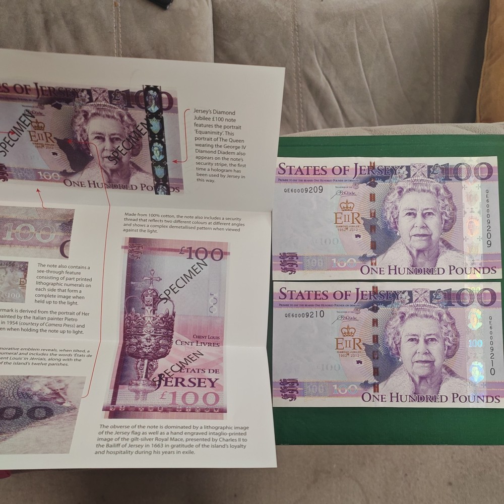 2 X 2012 Jersey £100 Pounds Commemorative Issue Banknote Diamond Jubilee UNC