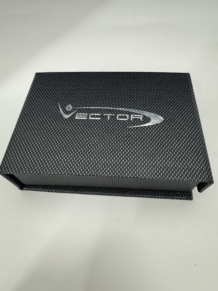 Vector Coup - Single Jet Flame Torch Lighter - Red and Black - New