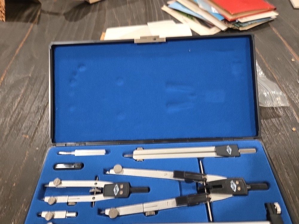 Alvin Drafting Set 929 JS