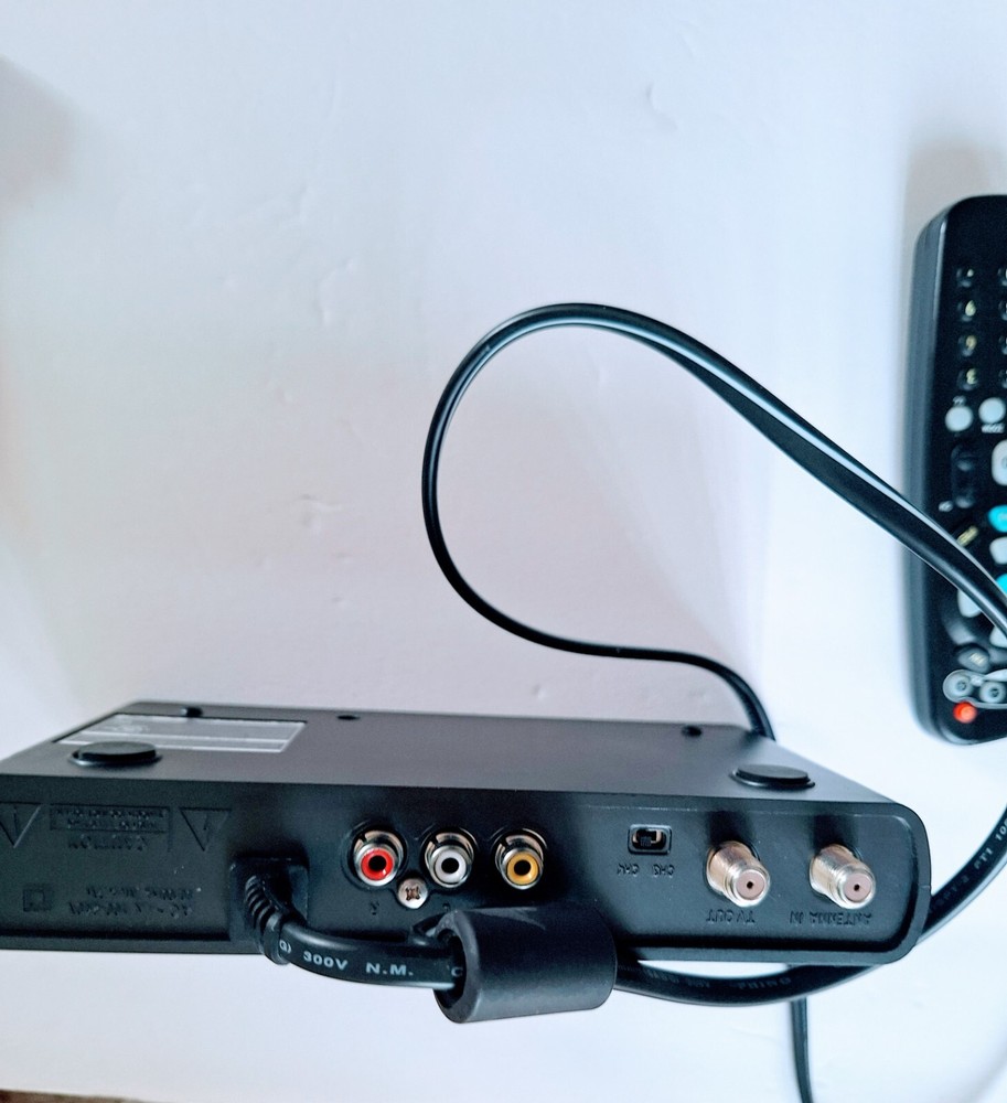 Digital Stream DTX9950 Analog Pass-Through DTV Converter Box Tested