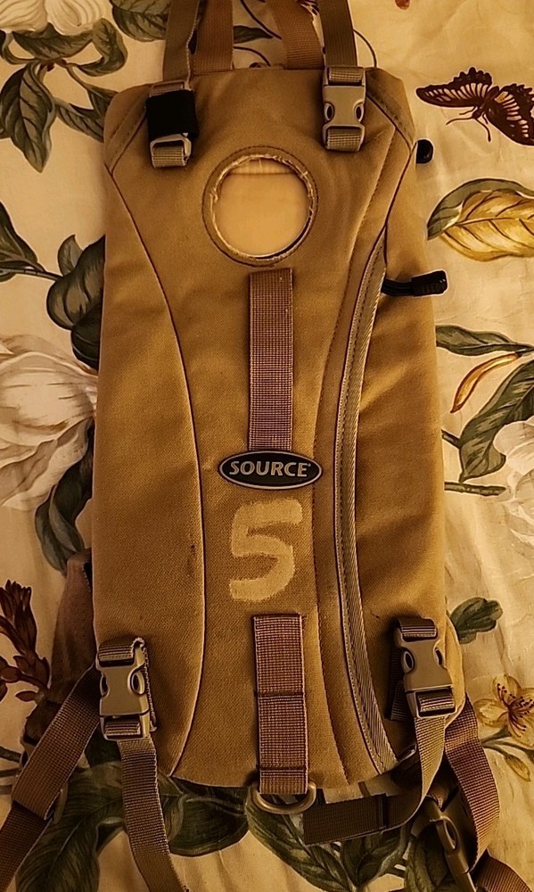 Source Hydration Carrier, Coyote Brown, Fits 100 Oz/ 3L Bladder