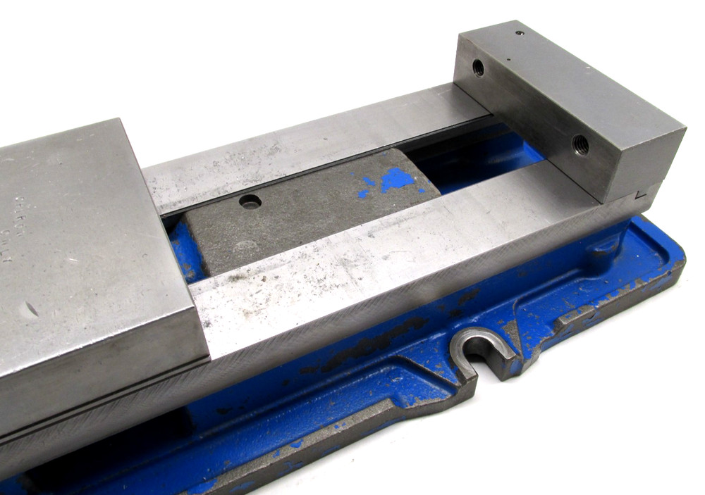 KURT ANGLOCK 6" MILLING MACHINE VISE w/ HANDLE - #D675