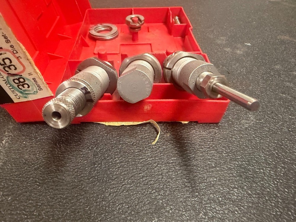 Hornady Custom Grade Titanium Nitride Reloading Dies 38/357/357 MAX SetHornady