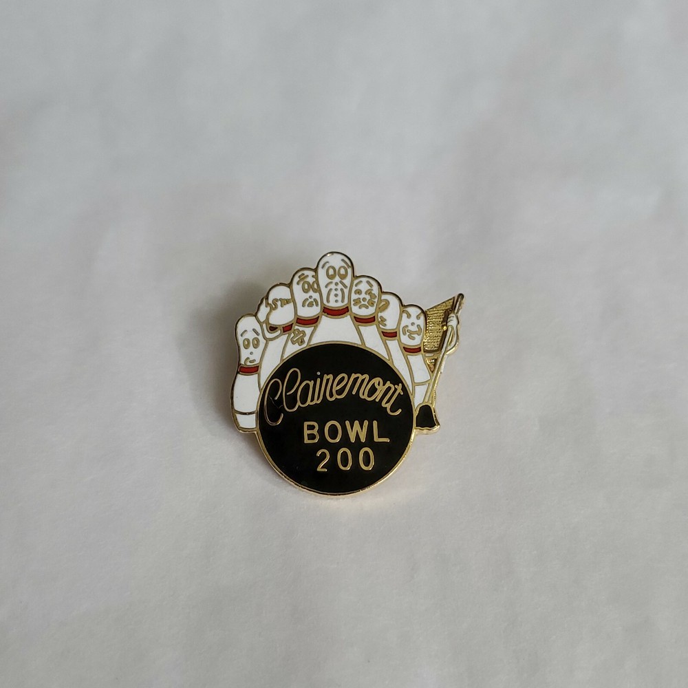 Clairmont Bowl 200 Lapel Hat Jacket Pin