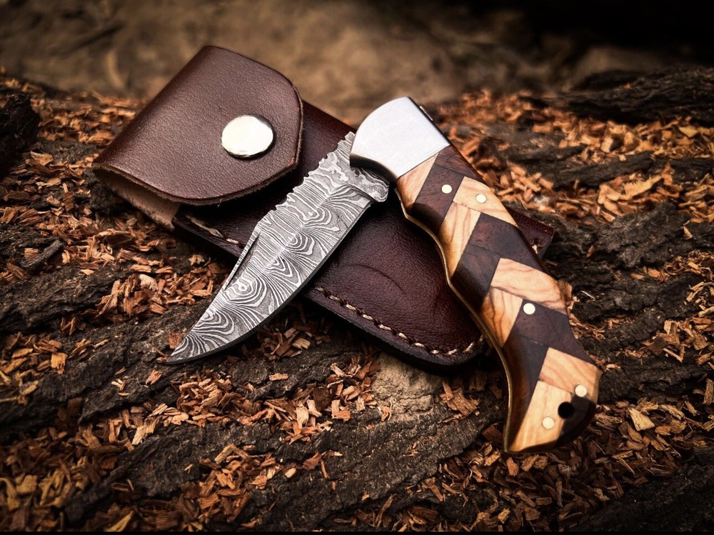 Handmade Damascus Pocket Knife Olive Wood Handle